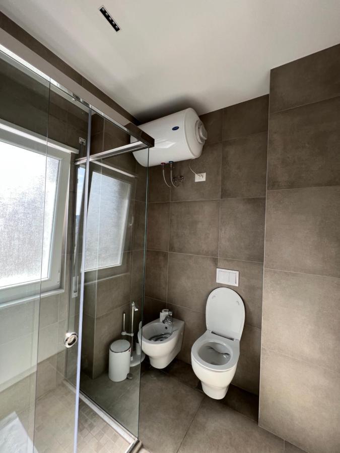 Blanc 7 Daire Tiran Dış mekan fotoğraf