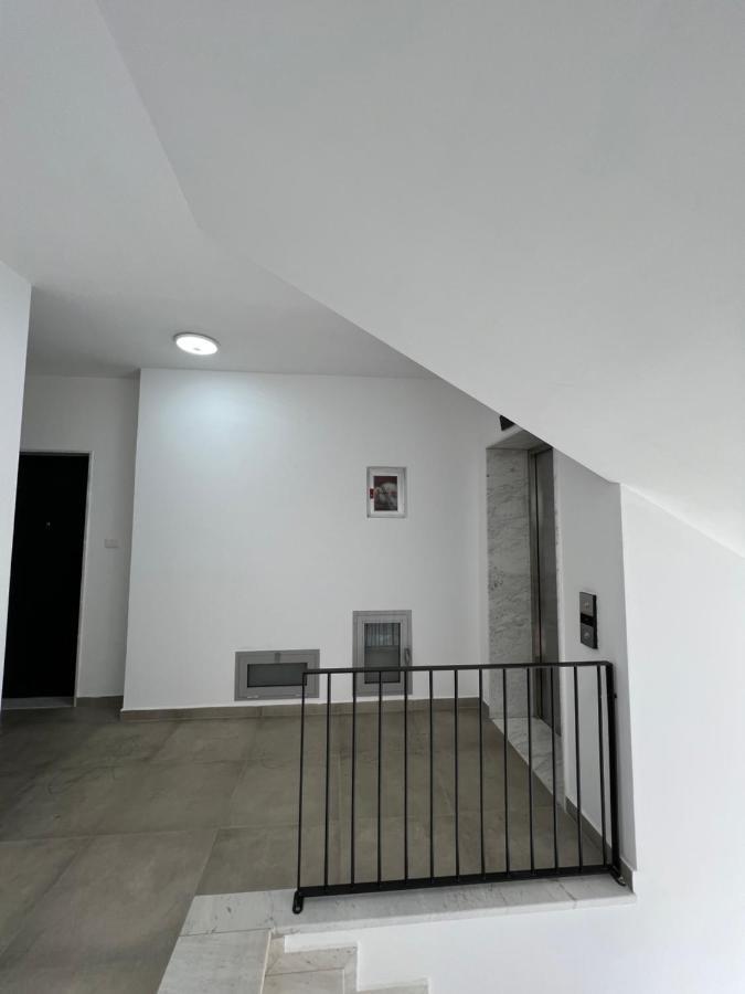 Blanc 7 Daire Tiran Dış mekan fotoğraf
